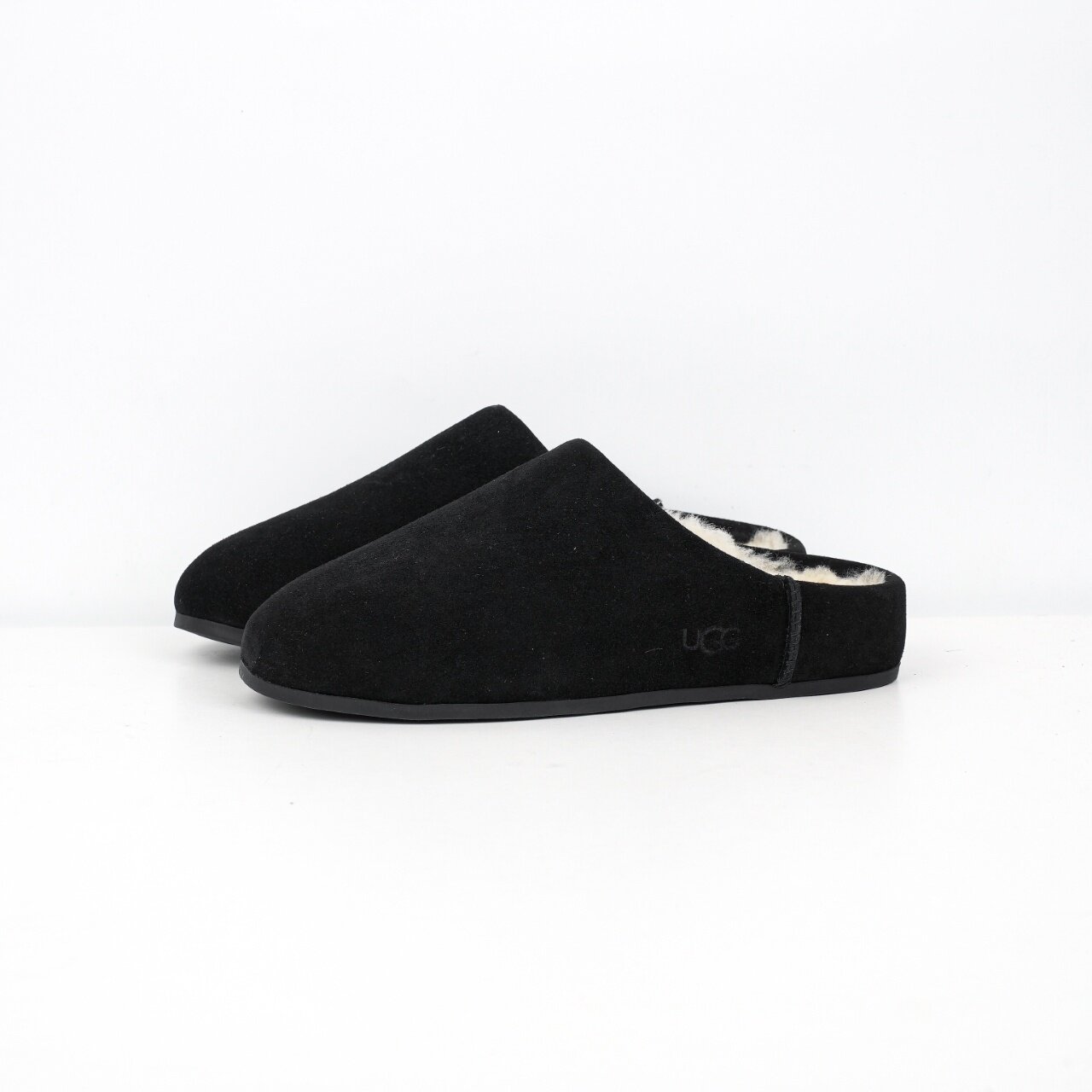 UGG Elea Slip-On Slipper Black (womens) - Image 7