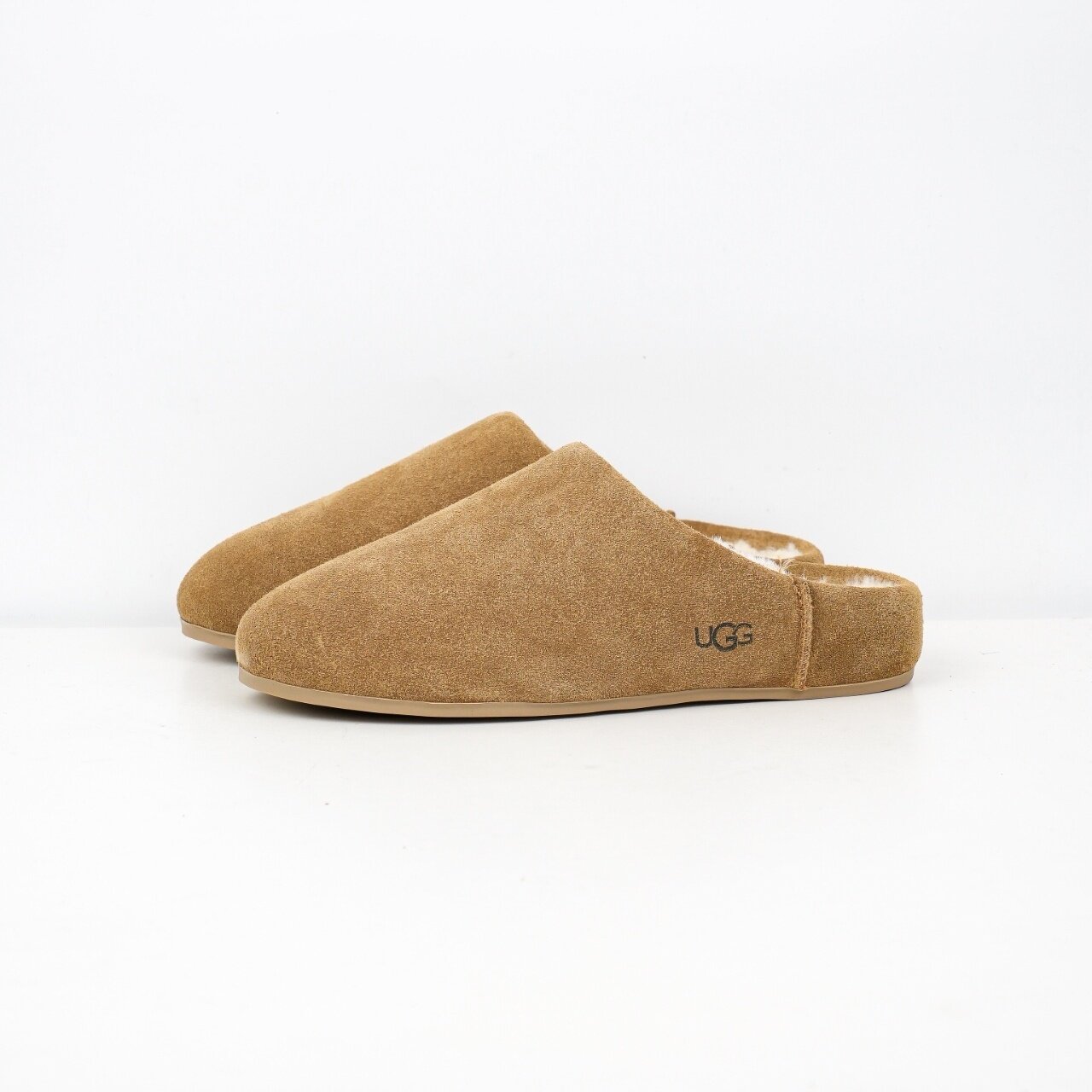 UGG Elea Slip-On Slipper Chestnut (Women's) - Image 4