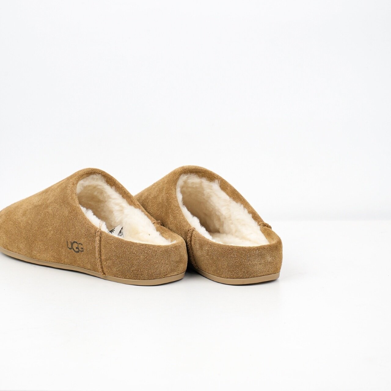 UGG Elea Slip-On Slipper Chestnut (Women's) - Image 2