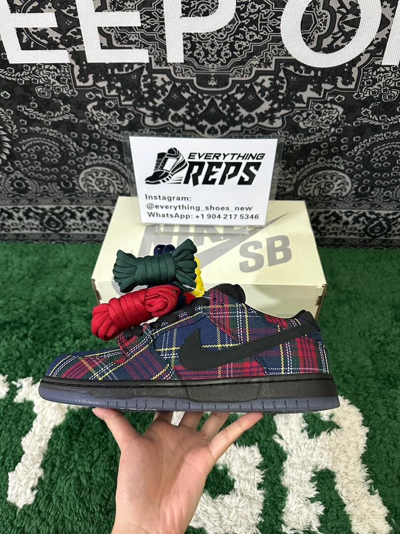 SB Dunk Low Nardwuar - Image 4