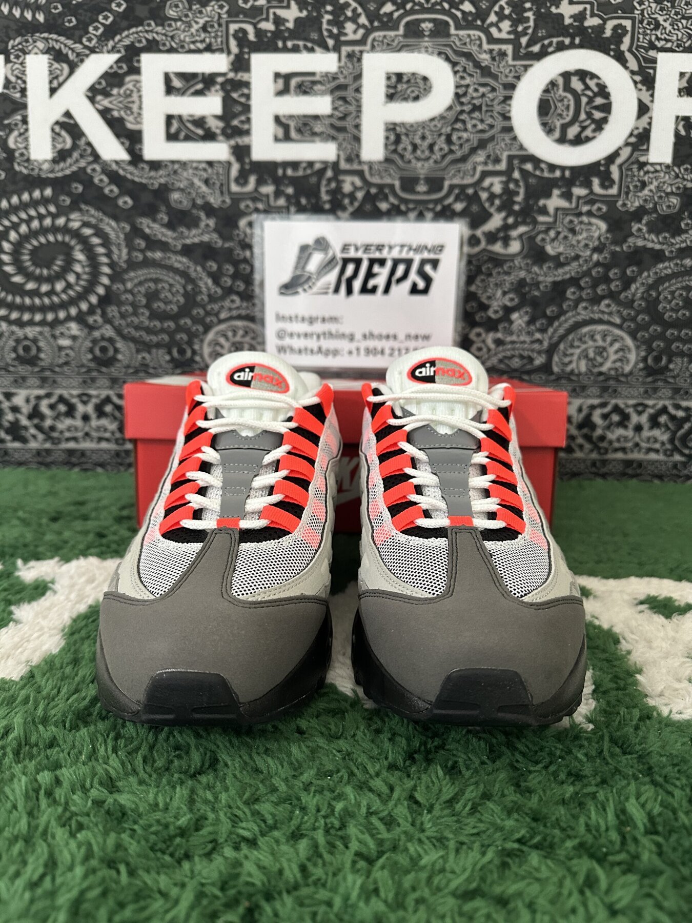 Air Max 95 OG 'Solar Red' - Image 2