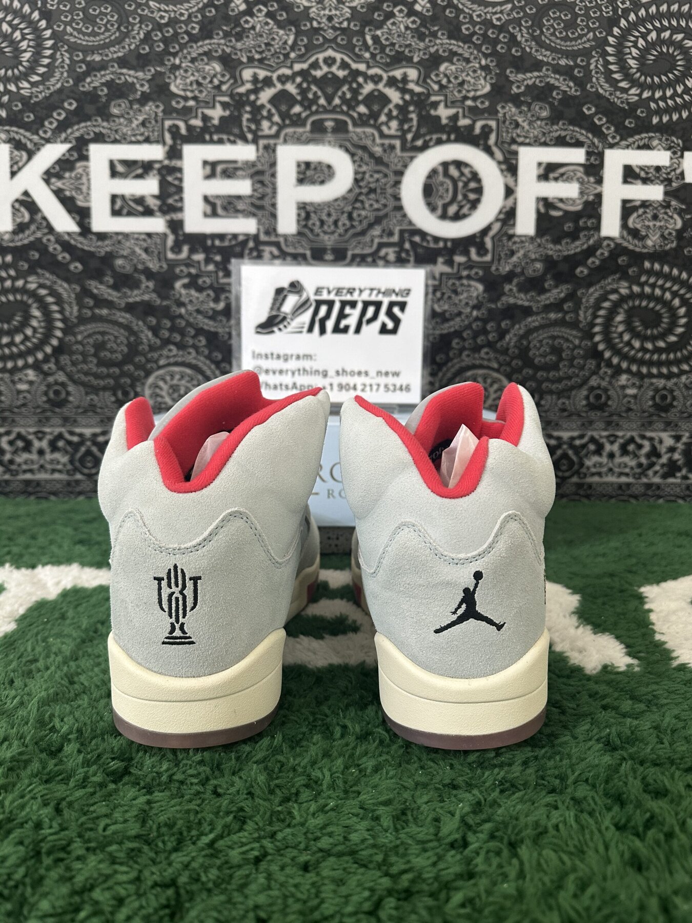 AJ5 Retro Trophy Room Ice Blue - Image 8