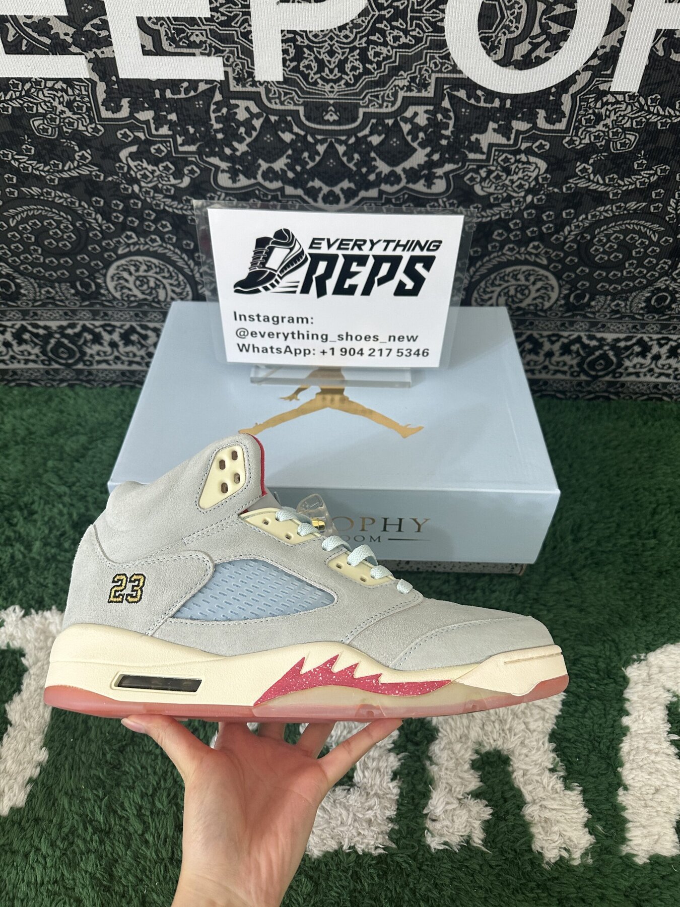 AJ5 Retro Trophy Room Ice Blue - Image 6