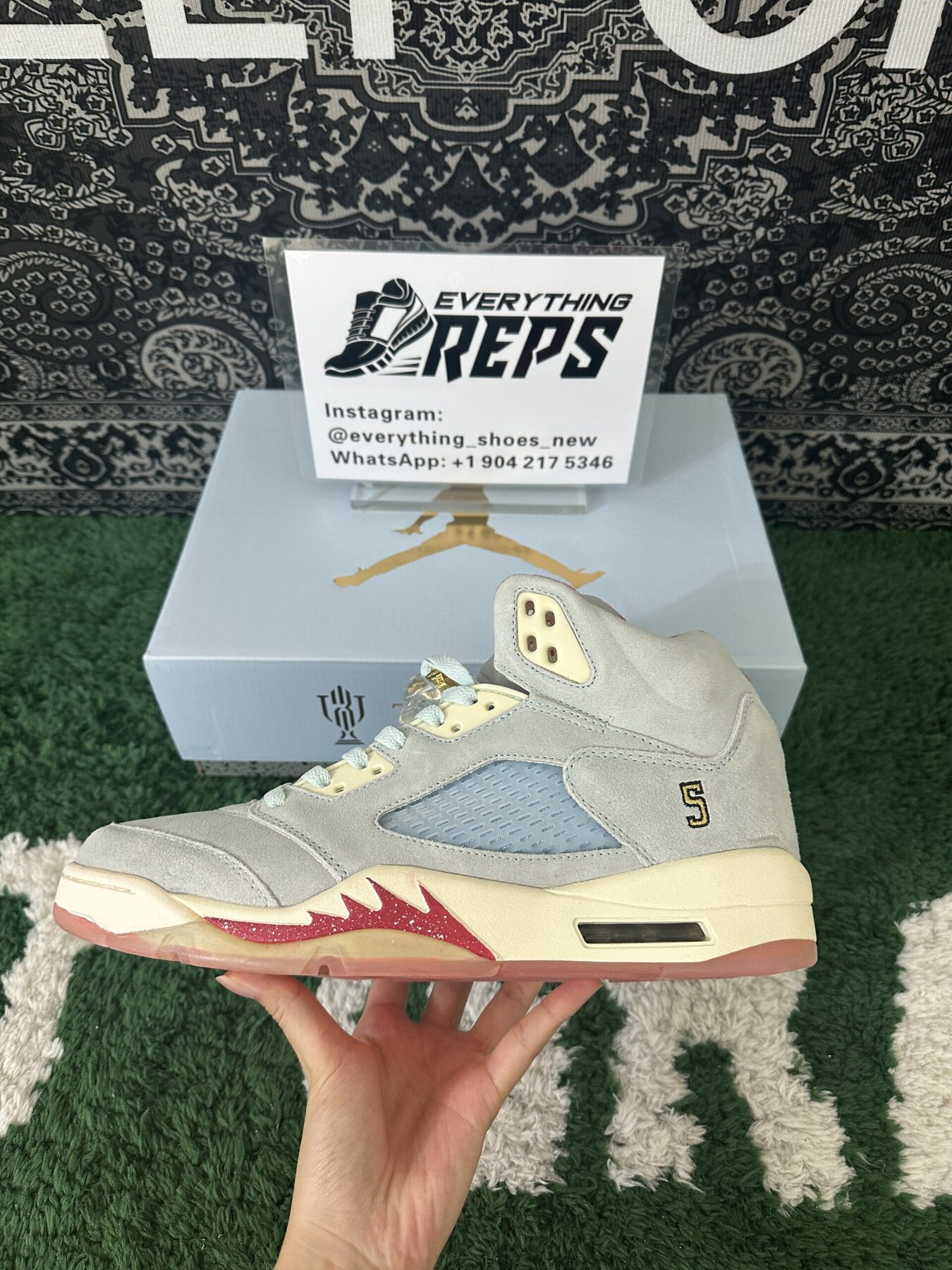 AJ5 Retro Trophy Room Ice Blue - Image 5