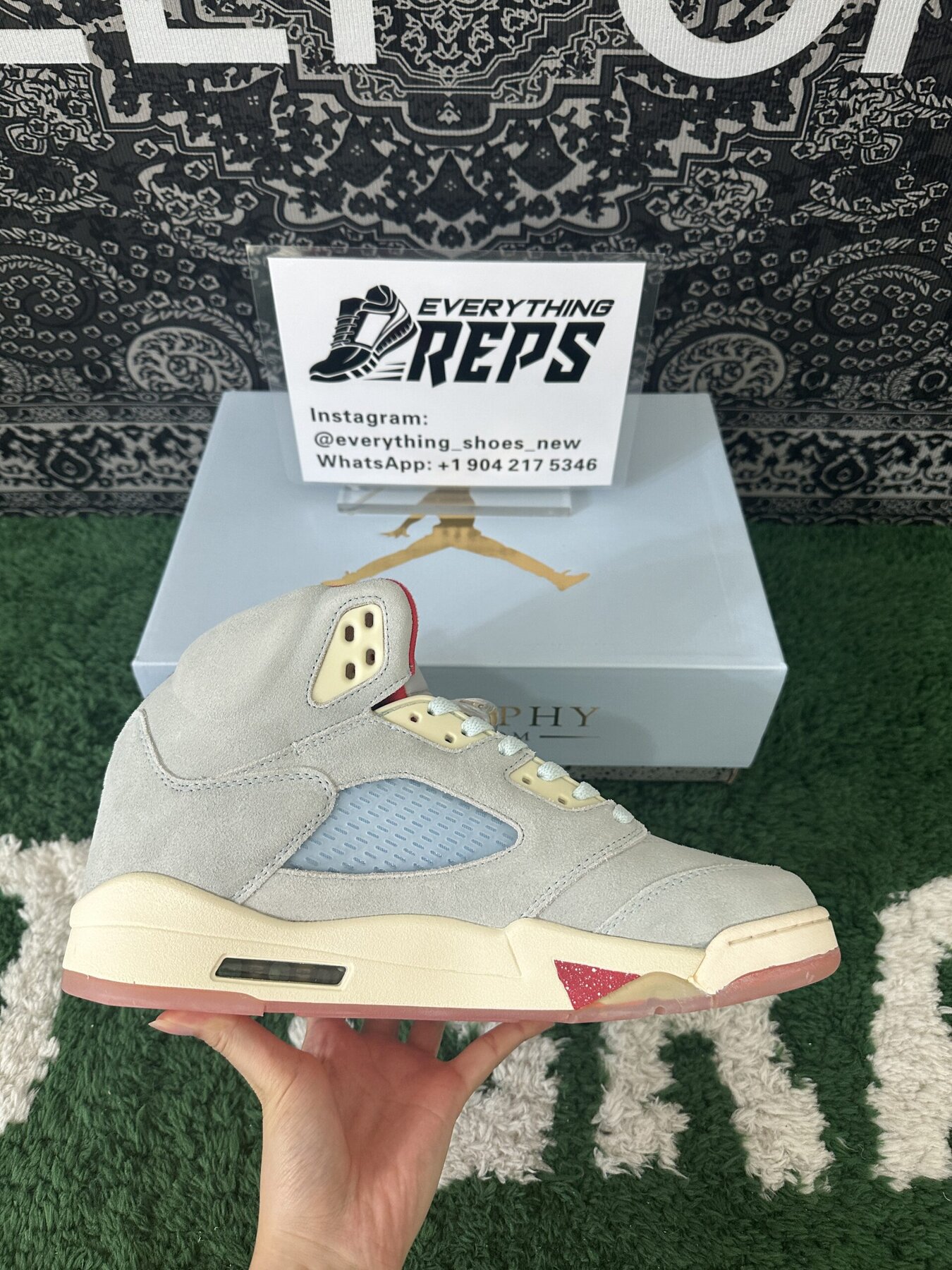 AJ5 Retro Trophy Room Ice Blue - Image 4