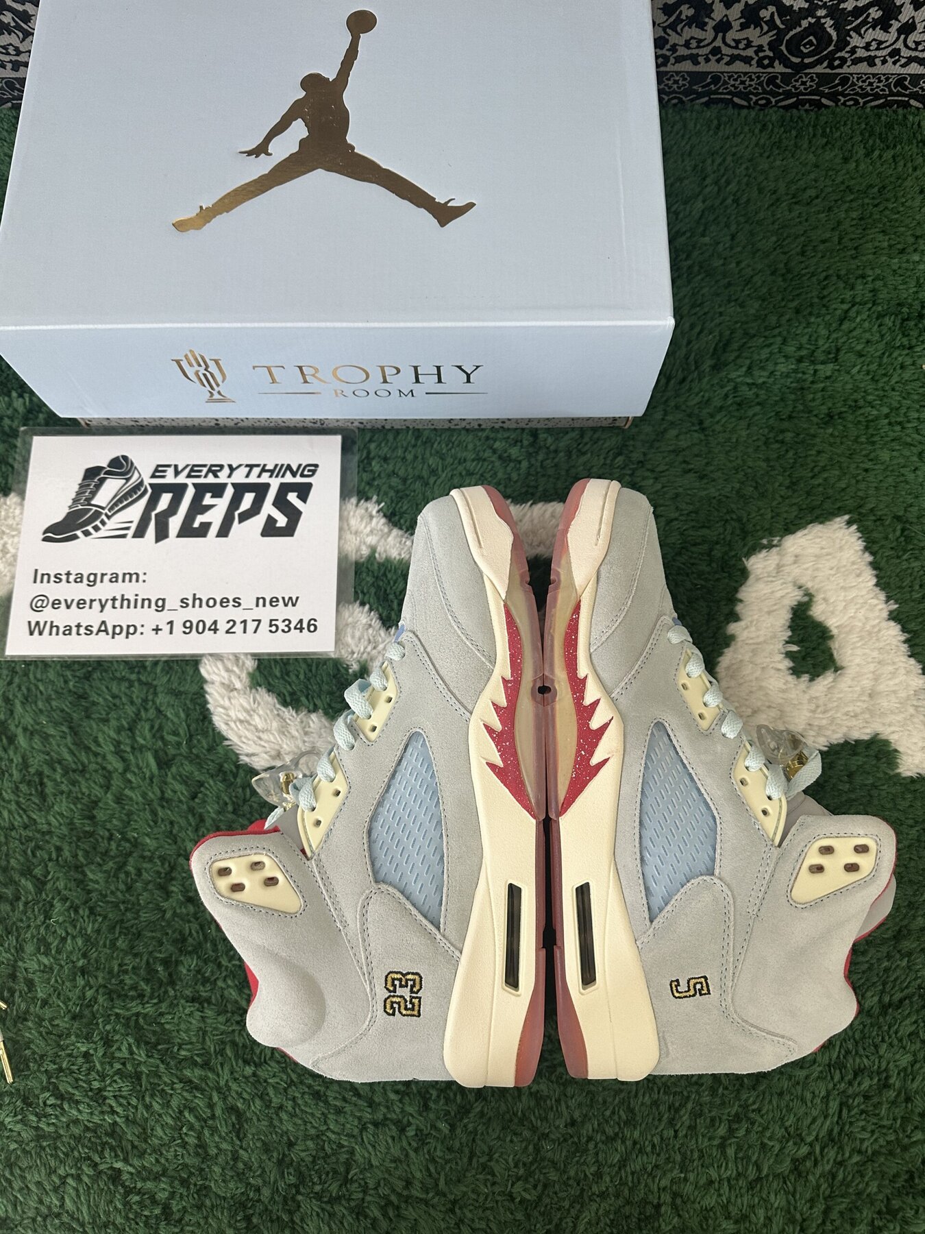 AJ5 Retro Trophy Room Ice Blue - Image 2