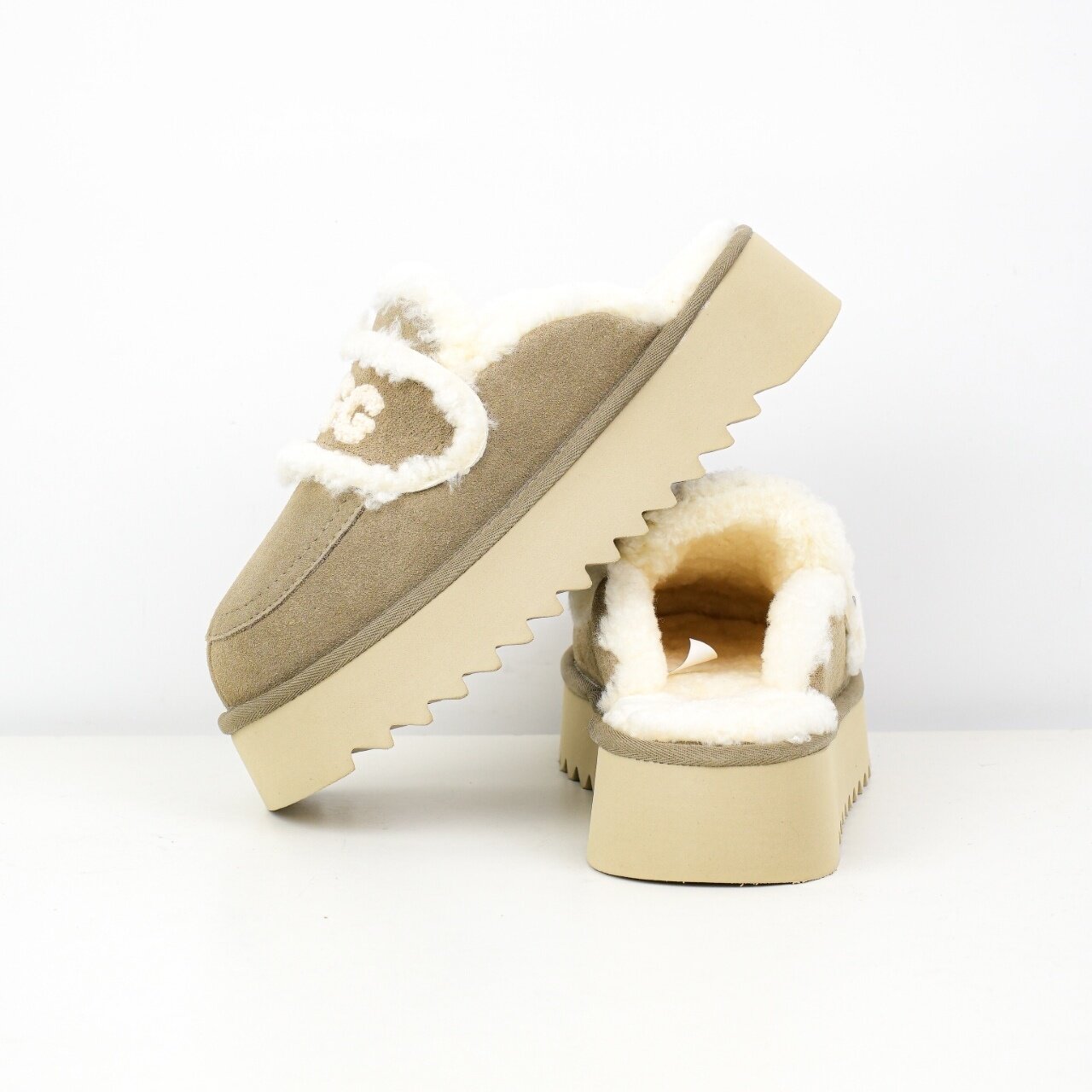 Ugg Australian Shepherd Rilee Platform Butterscotch - Image 8
