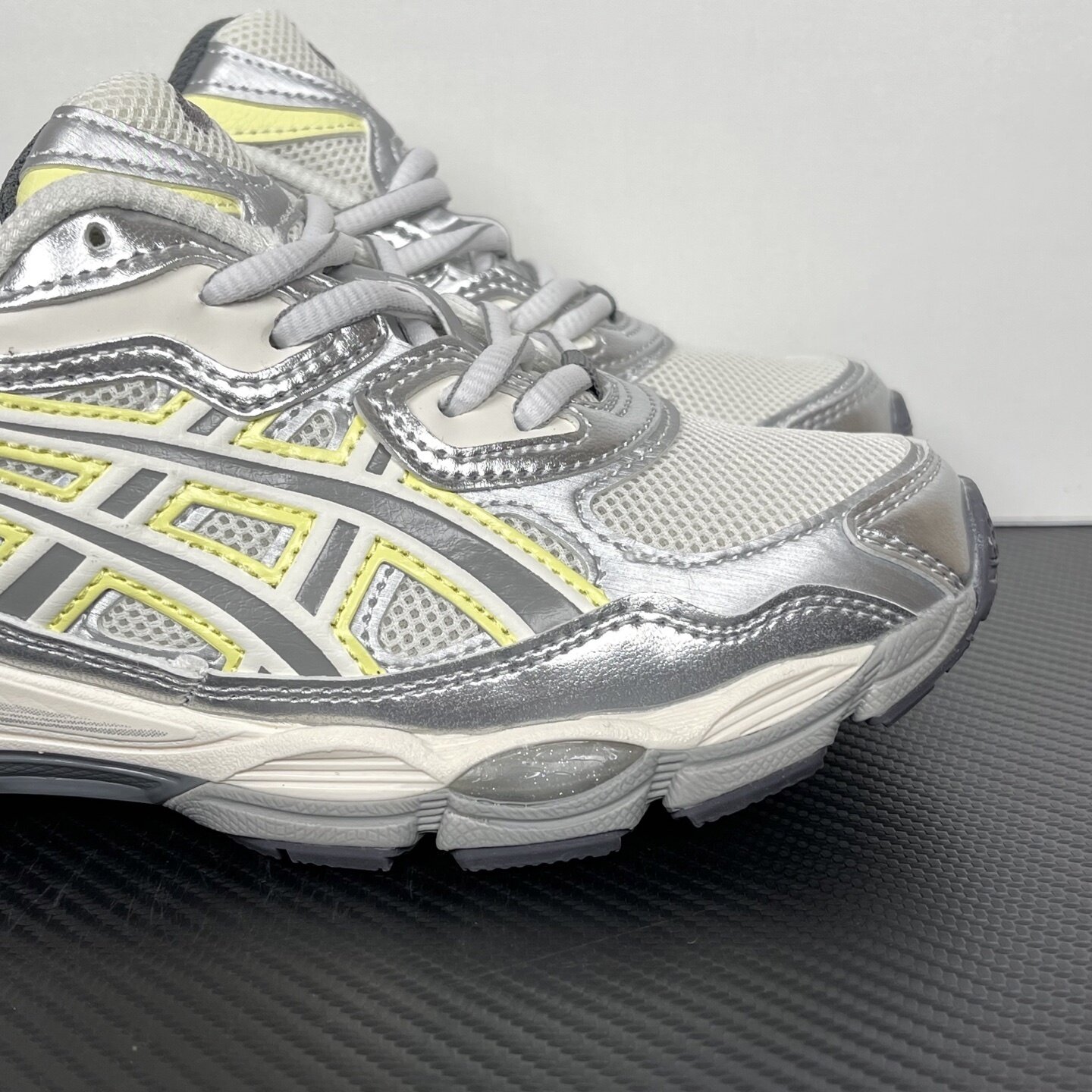 ASICS Gel-NYC EMMI White Huddle Yellow - Image 10