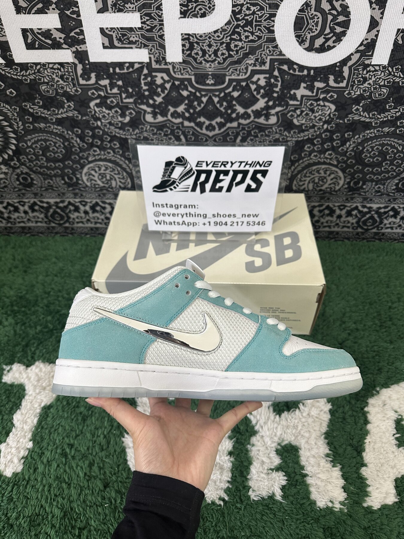 SB Dunk Low April Skateboards - Image 5