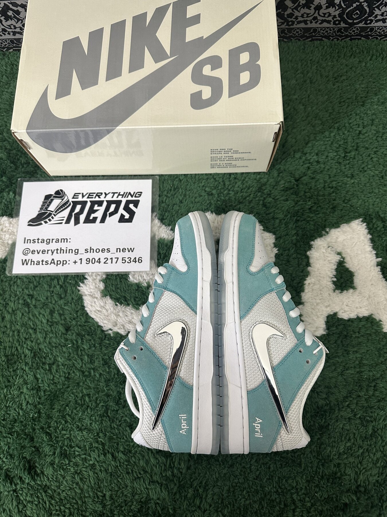SB Dunk Low April Skateboards - Image 3