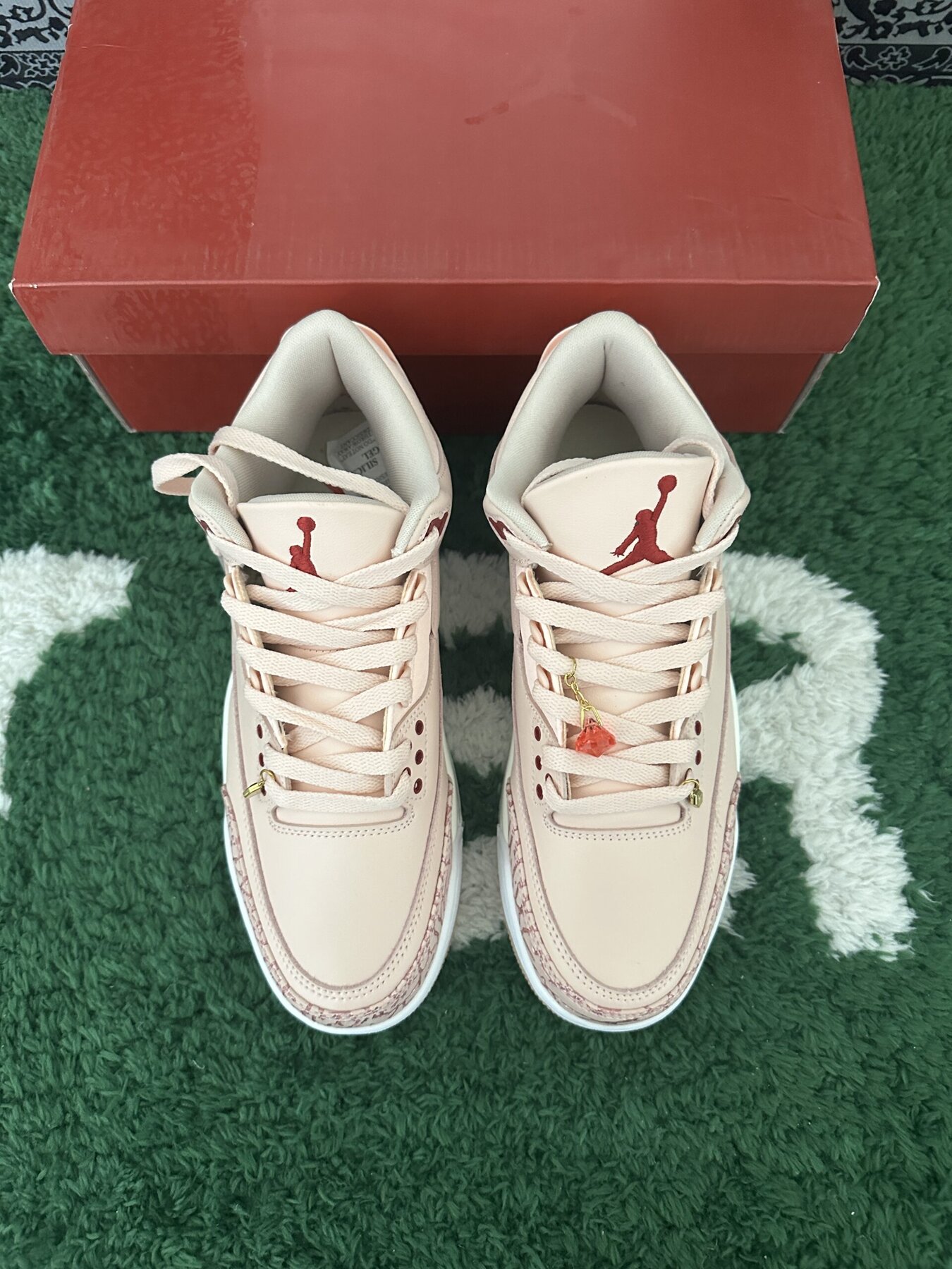 AJ3 Valentine's Day - Image 3