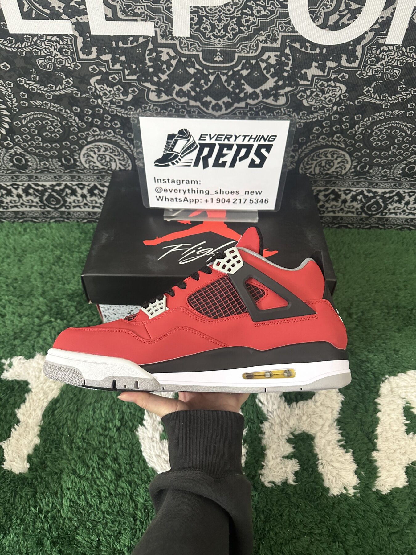 AJ4 Retro Toro Bravo - Image 3