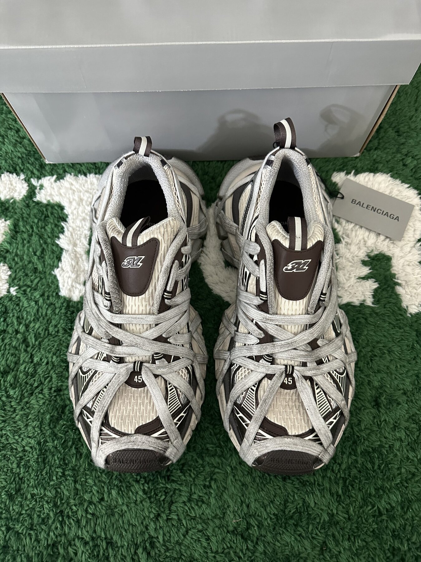 Balenciaga Phantom Sneakers Grey White - Image 10