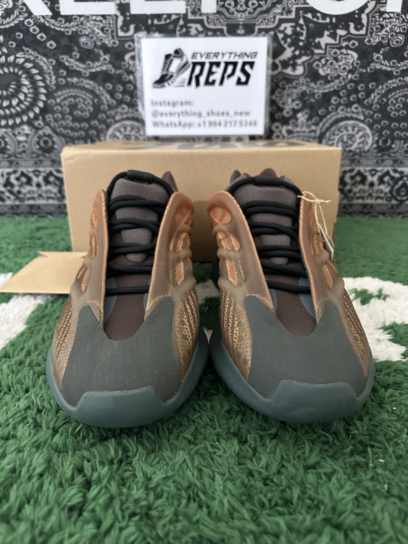 adidas Yeezy 700 V3 Copper Fade - Image 9