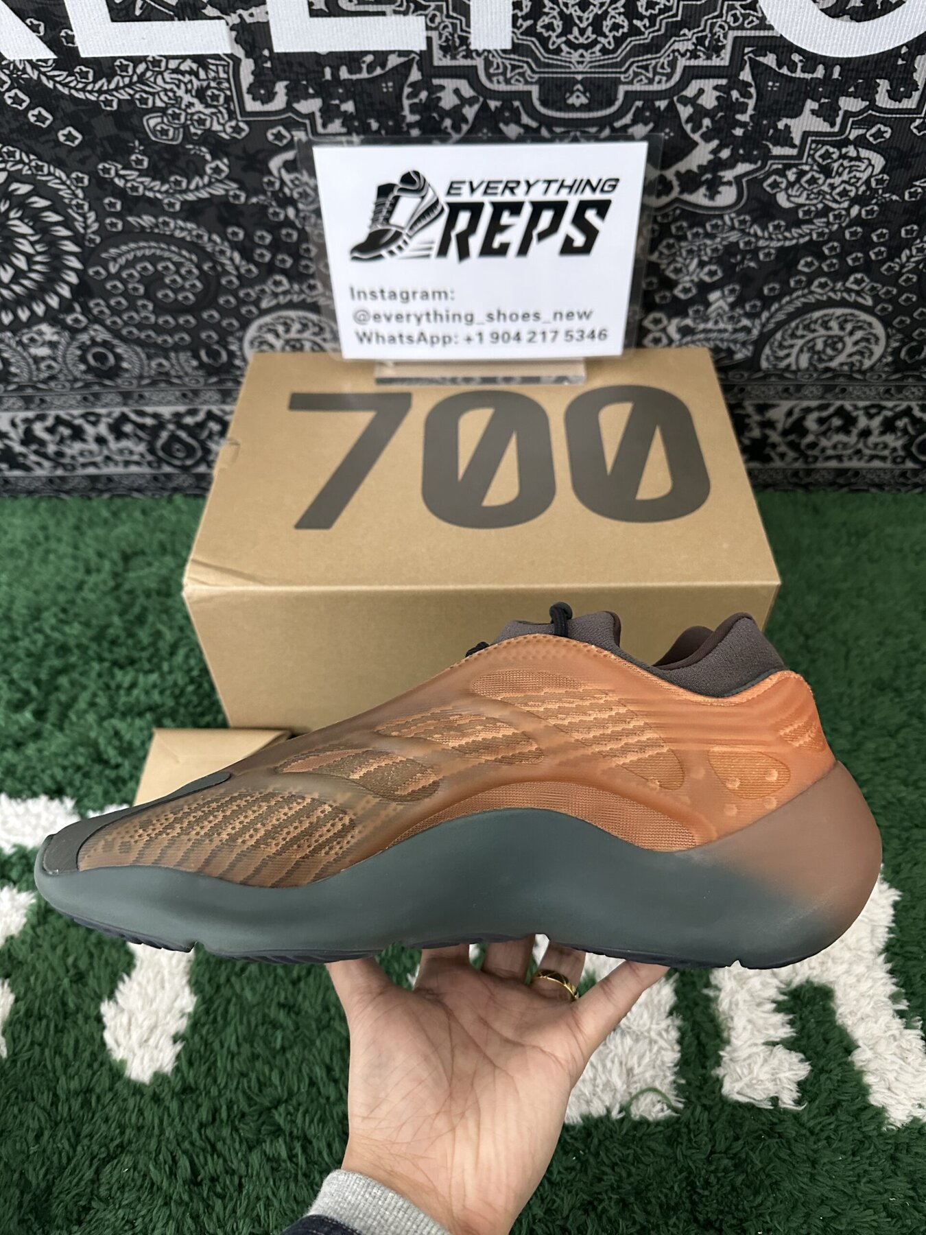 adidas Yeezy 700 V3 Copper Fade - Image 3