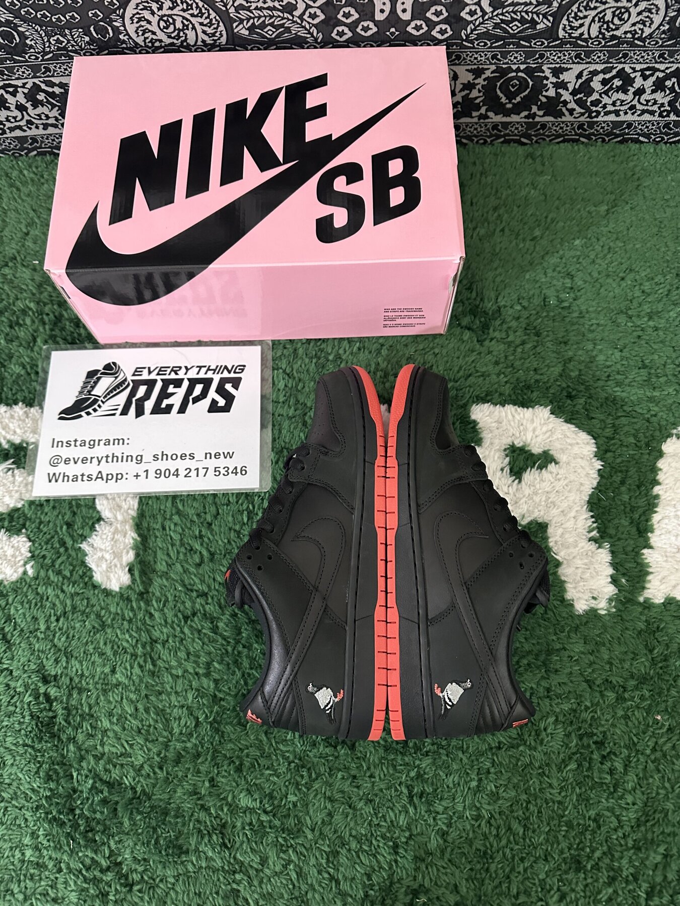 SB Dunk Low Black Pigeon - Image 2