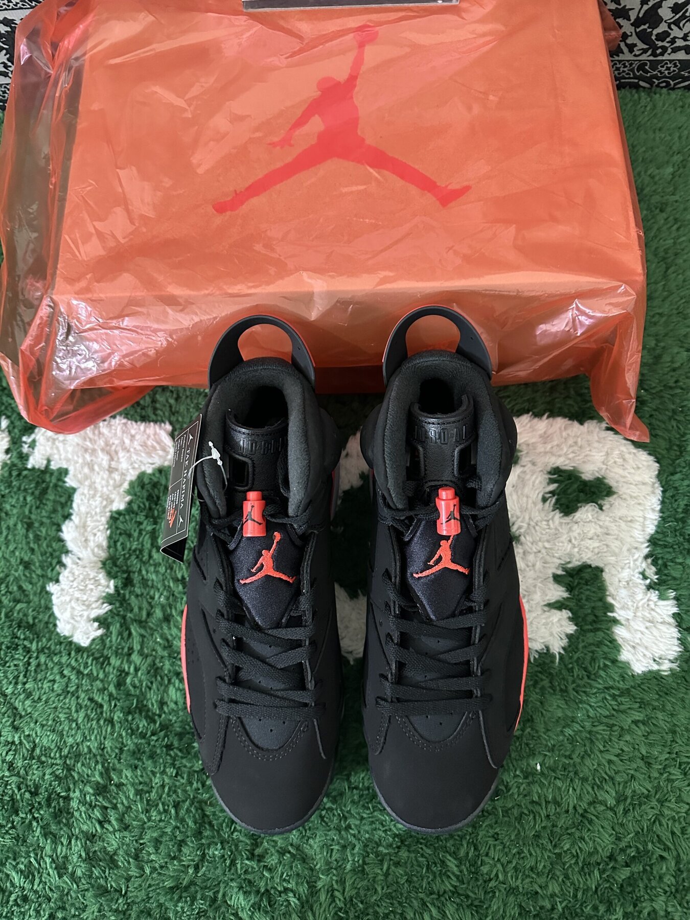 AJ6 Retro Black Infrared - Image 3
