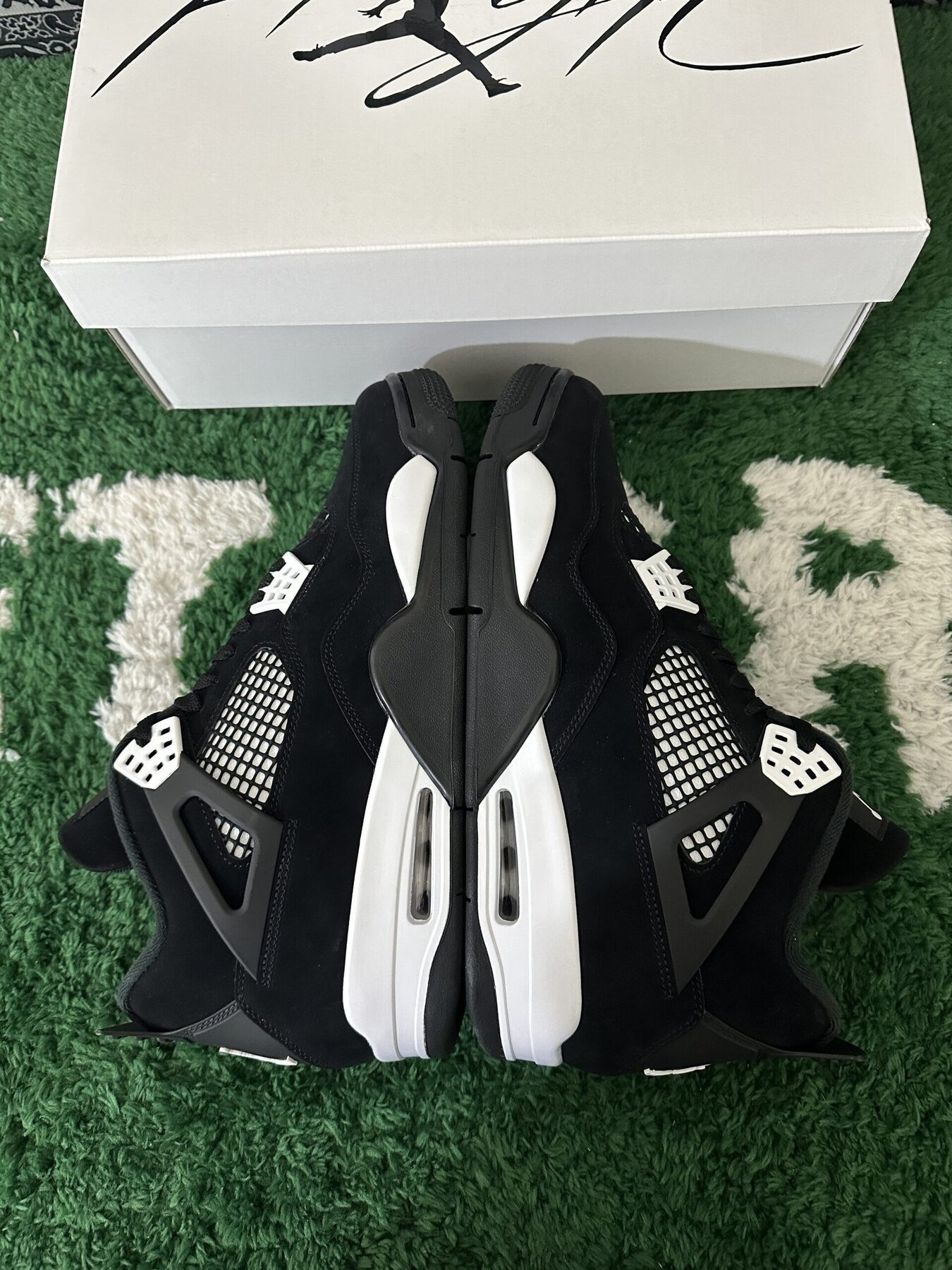 AJ4 Retro White Thunder - Image 3