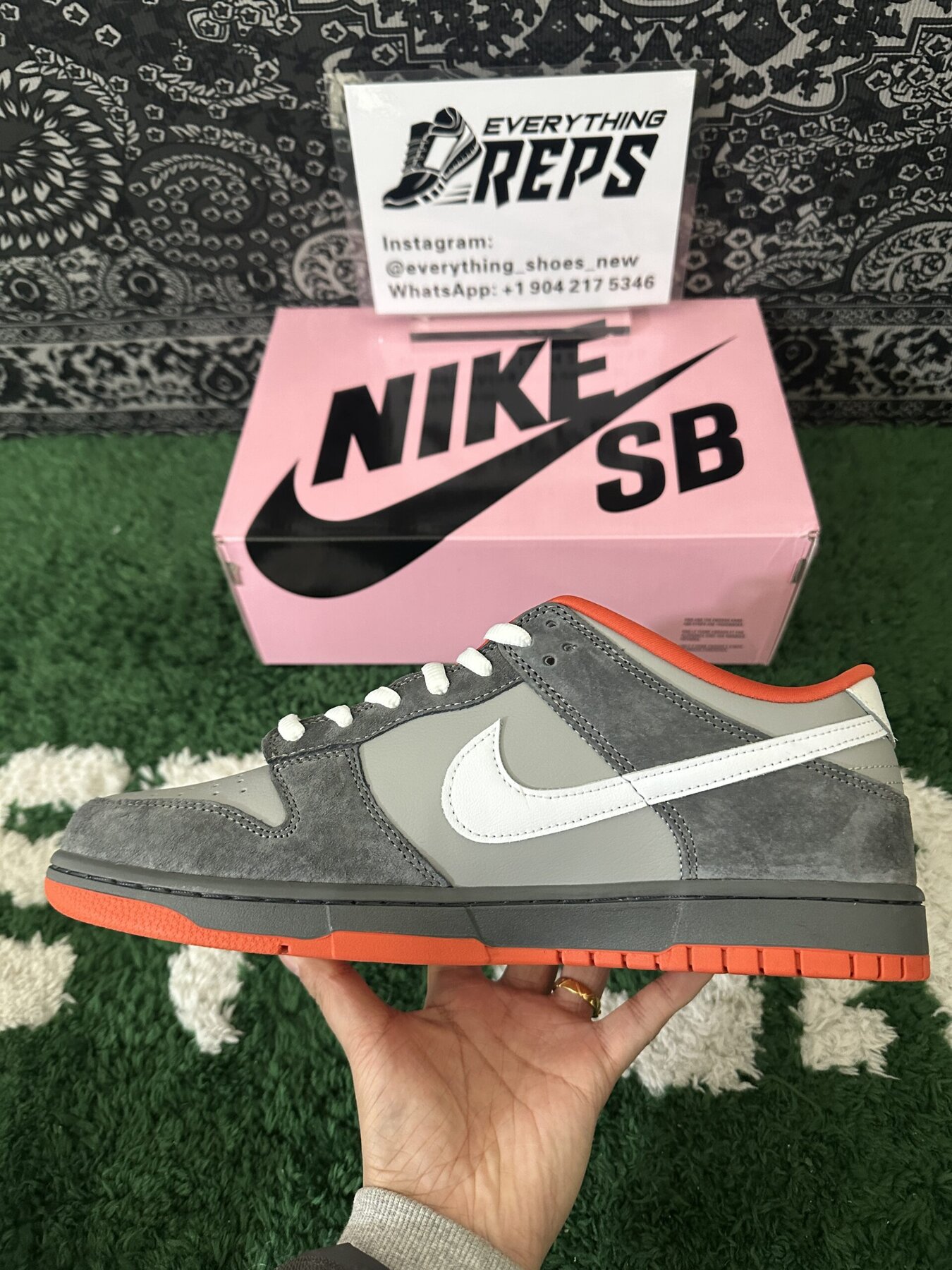 SB Dunk Low Staple NYC Pigeon - Image 8
