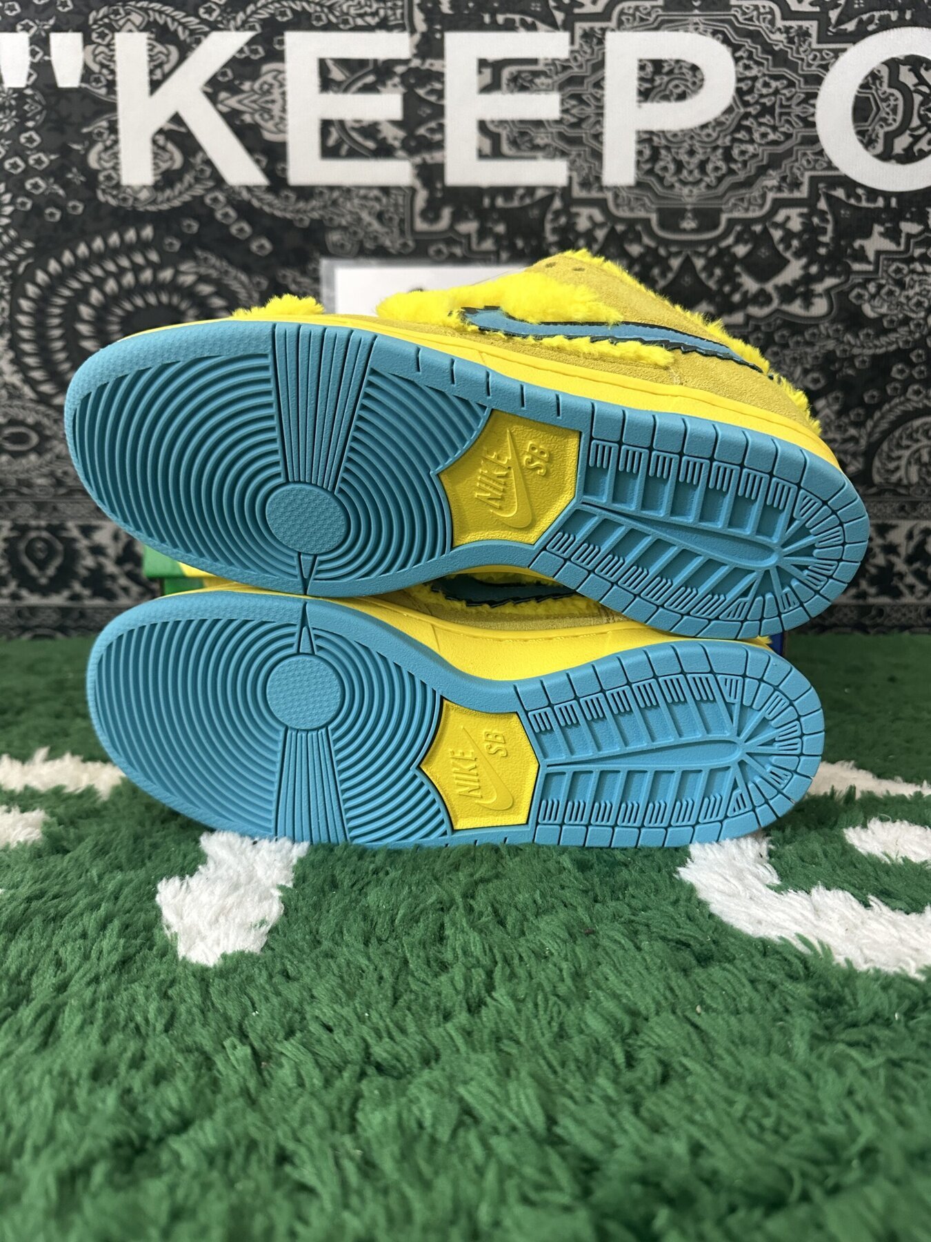 Grateful Dead x NK SB Dunk Low "Yellow Bear" - Image 11
