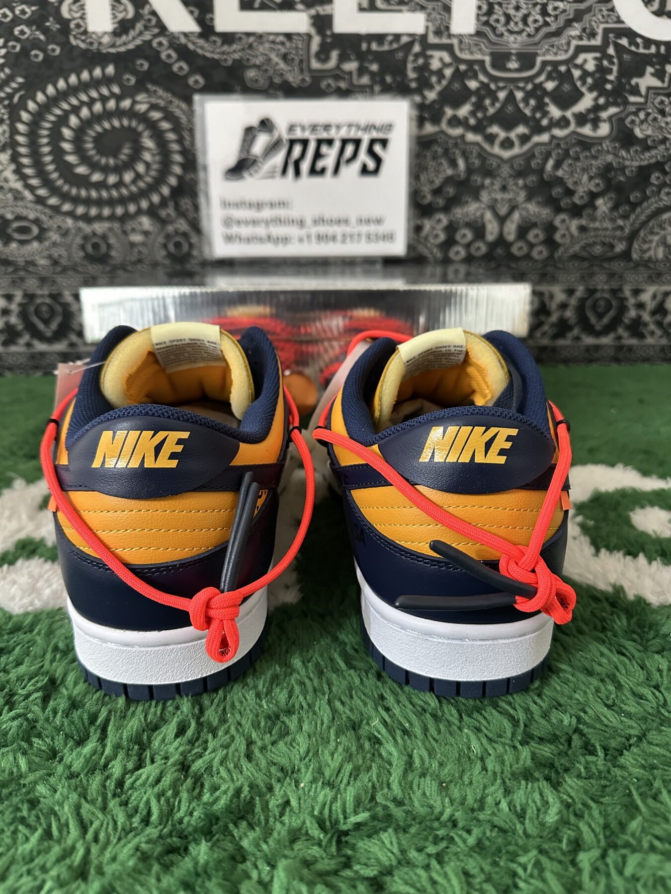 Dunk Low Off-White University Gold Midnight Navy - Image 4