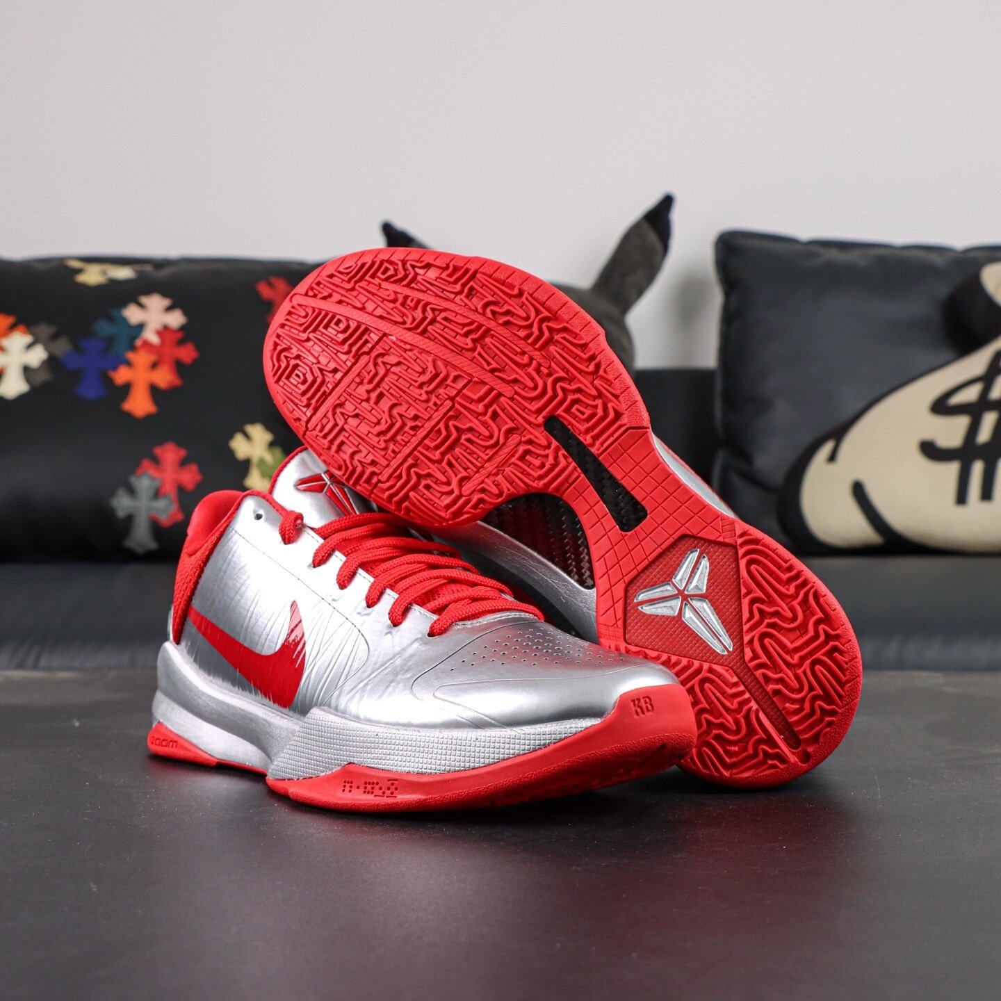 Kobe 5 Protro Caitlin Clark Rookie of the Year - Image 5