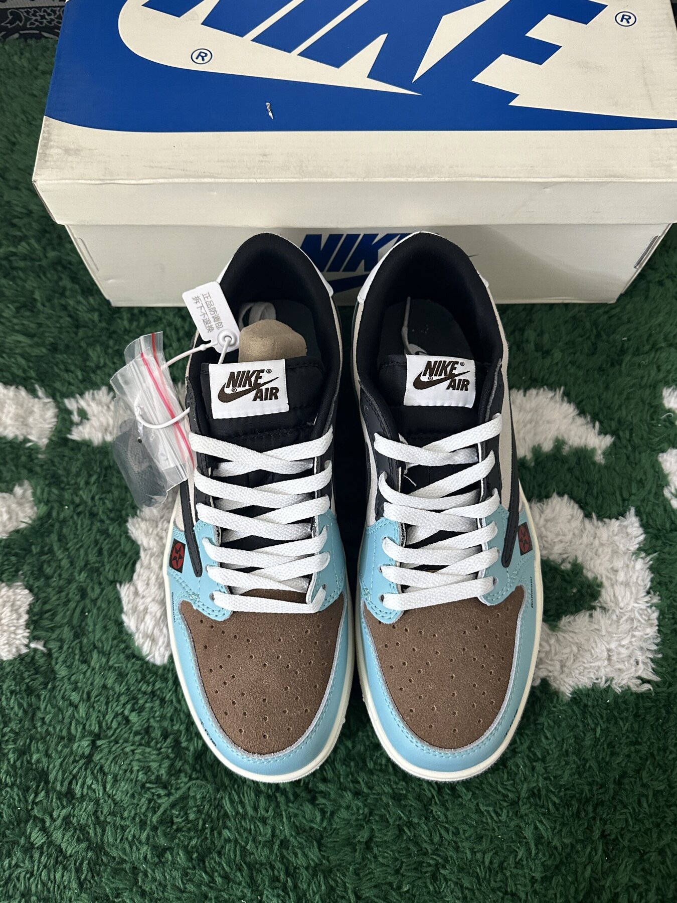 AJ1 Low Russian TS - Image 3