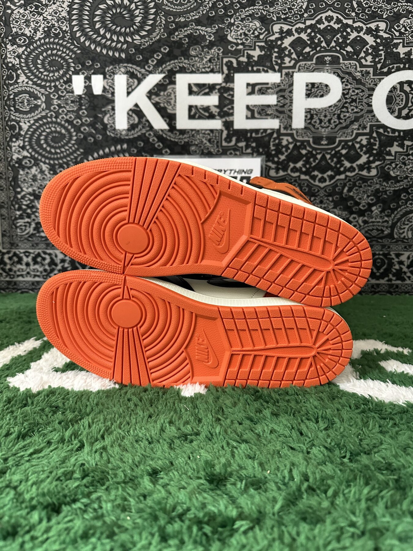 AJ1 Retro Shattered Backboard - Image 11