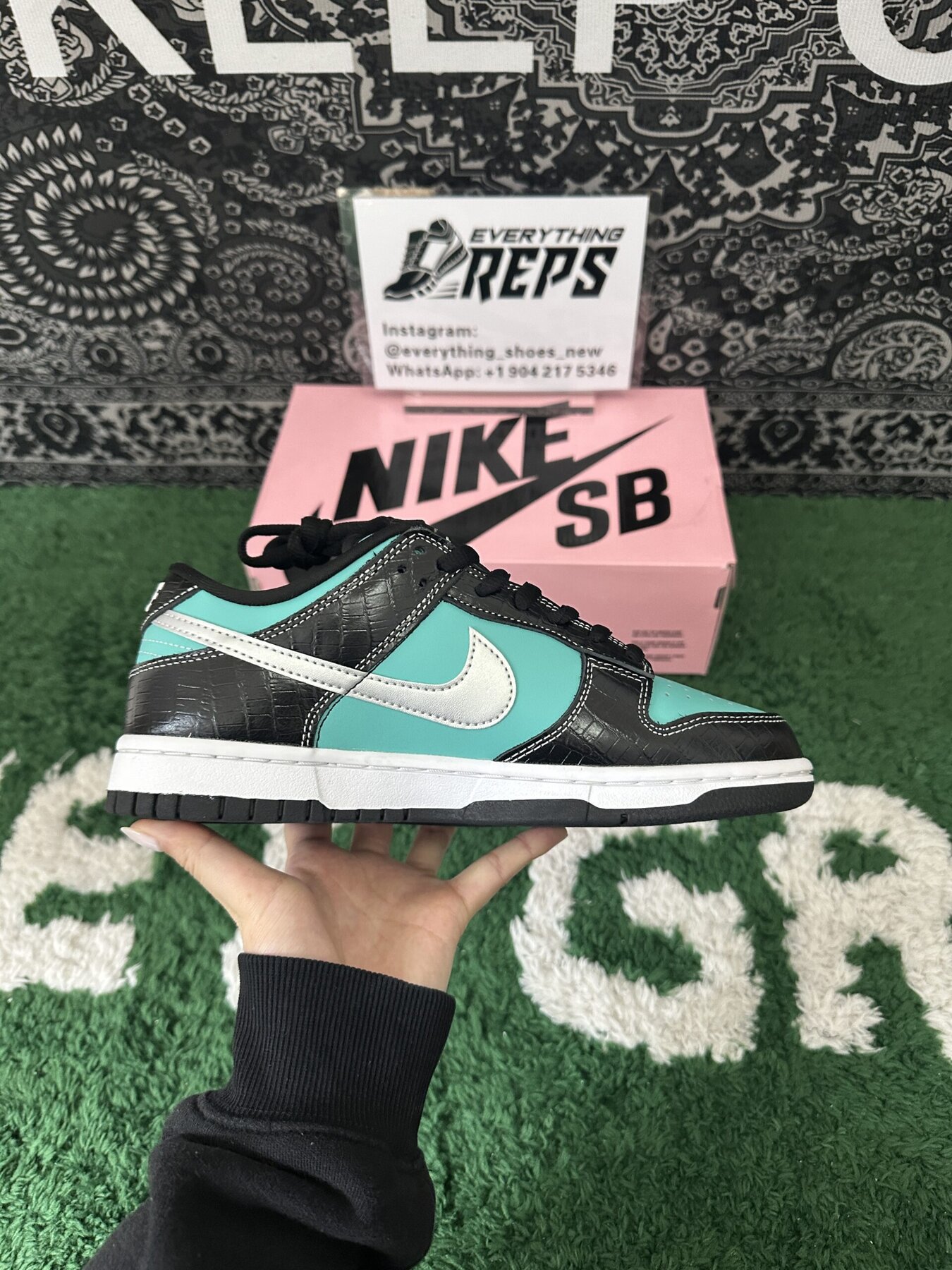 Dunk SB Low Diamond Supply - Image 8