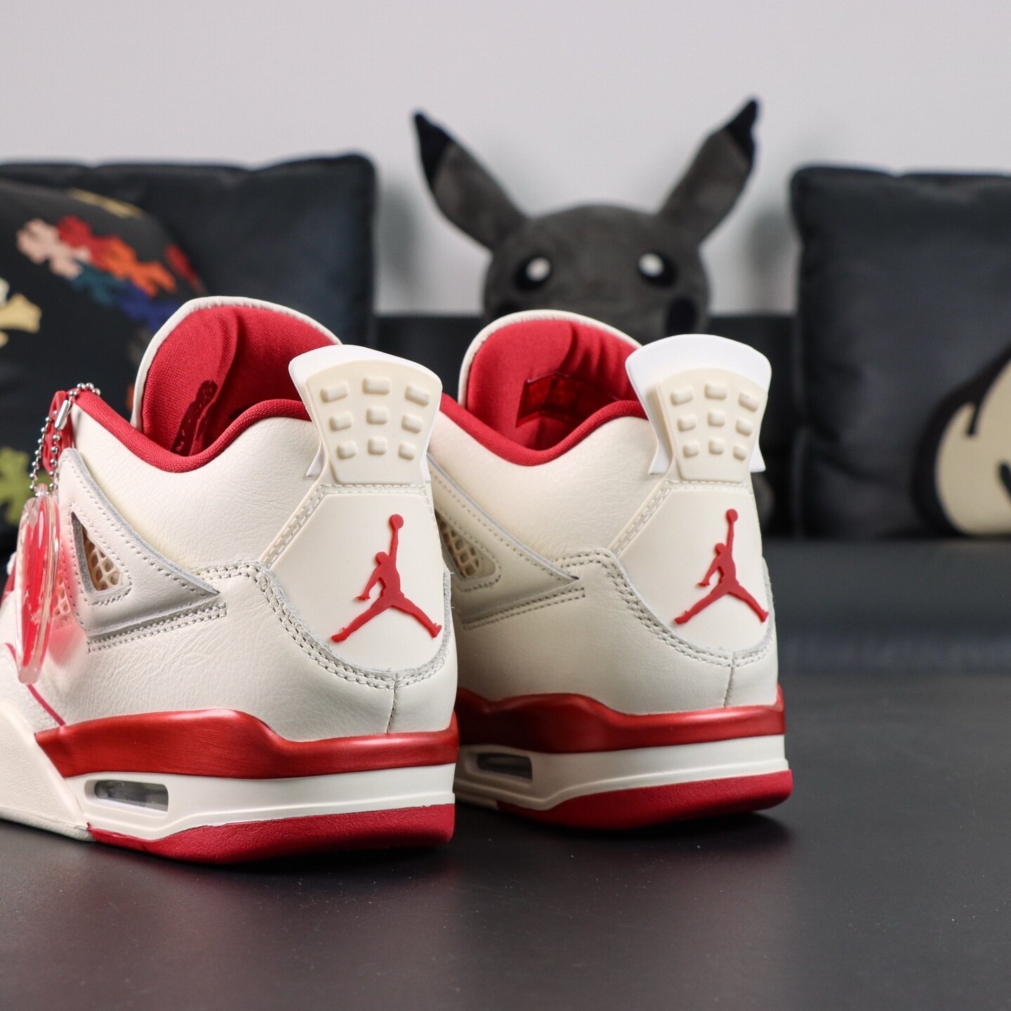 AJ4 Retro Valentine's Day Sierra Red - Image 11