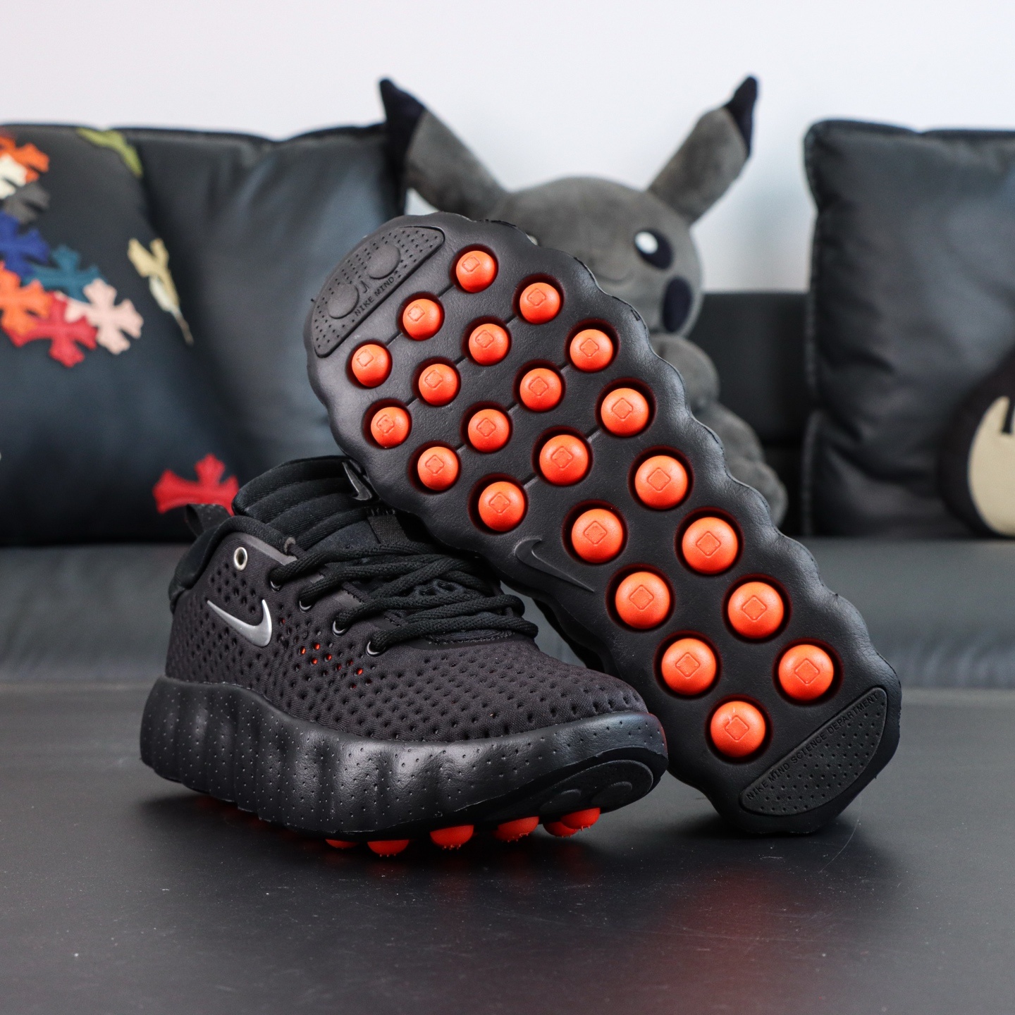 Mind 002 Black Hyper Crimson - Image 6
