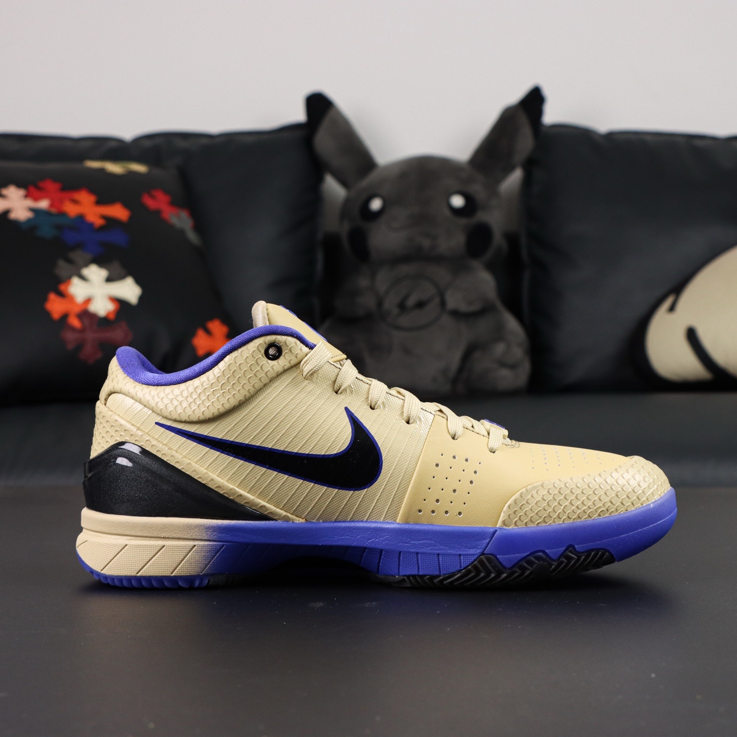 Kobe 4 Protro FC Barcelona Team Gold - Image 2