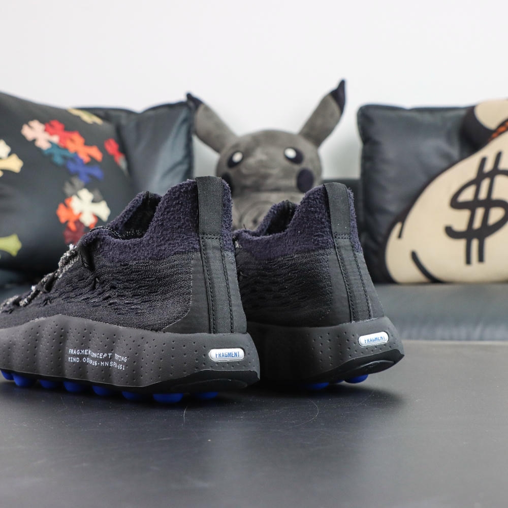 Nike Mind 002 Flyknit Fragment black