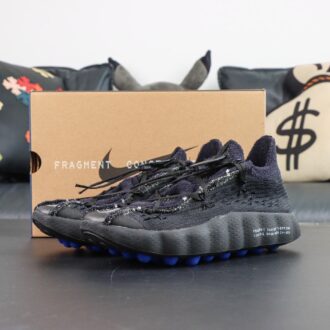 Nike Mind 002 Flyknit Fragment black