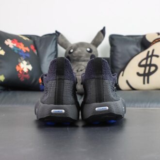 Nike Mind 002 Flyknit Fragment black