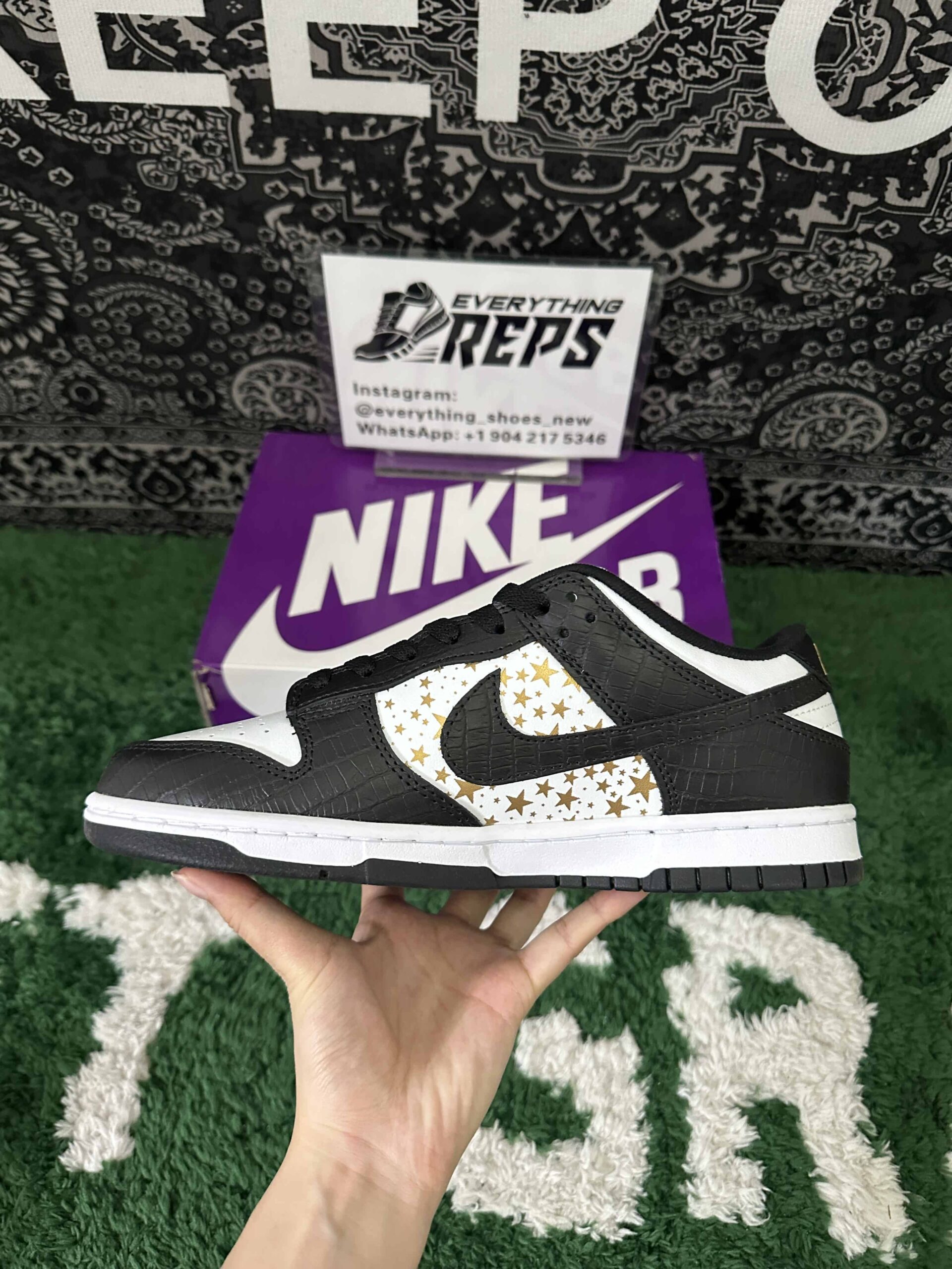 Supreme x Nike SB Dunk Low